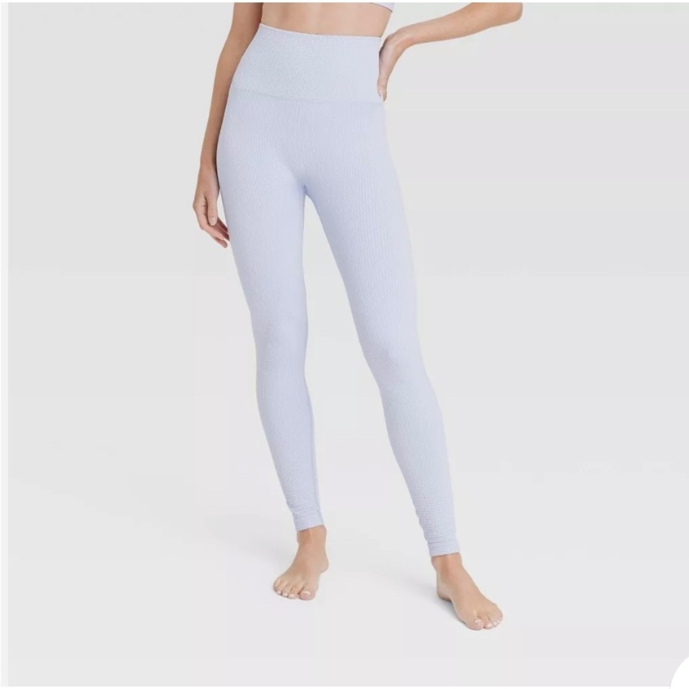 NWT! Women's Ultra High-Rise Seamless Waffle
Legging 26" All in Motion purple S